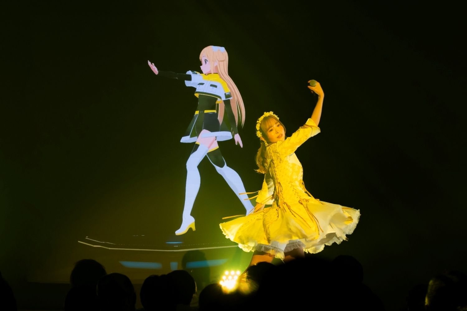 ナナニジ、ついにキャラクターと初共演！ソニーグループの最先端